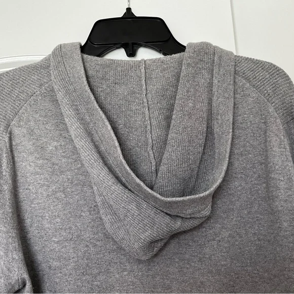Banana republic grey sweater with hoodie, EUC - Picture 5 of 5